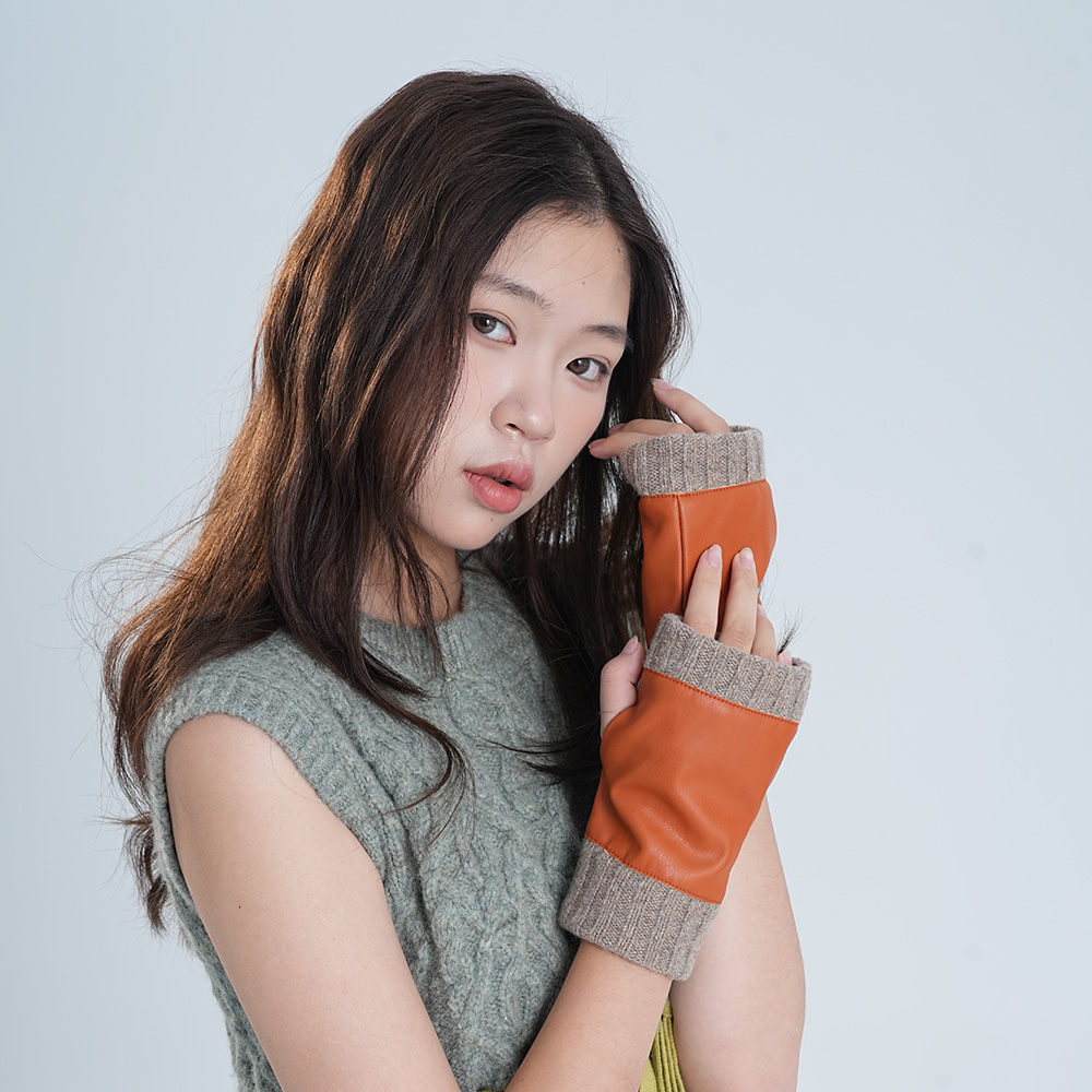 Glove